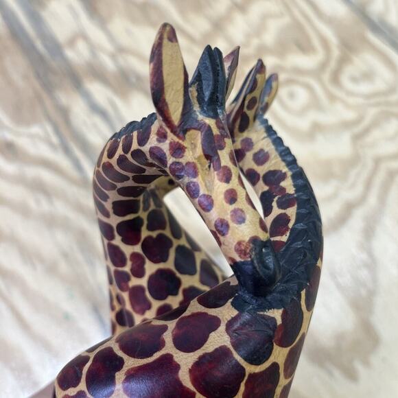 Hand Carved Wood Two Intertwined Giraffe Statue Made in Kenya – African Folk Art - Picture 4 of 7